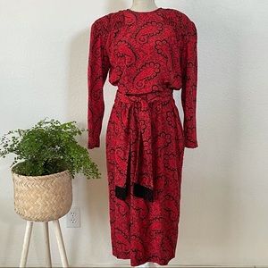 Woman’s Vintage 80’s red Paisley print dress